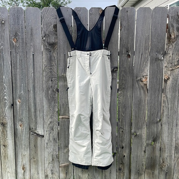 Snowboarding pants - Picture 1 of 7